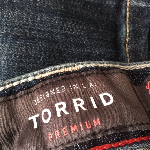 Torrid Premium classic skinny fit jeans - Picture 3 of 5